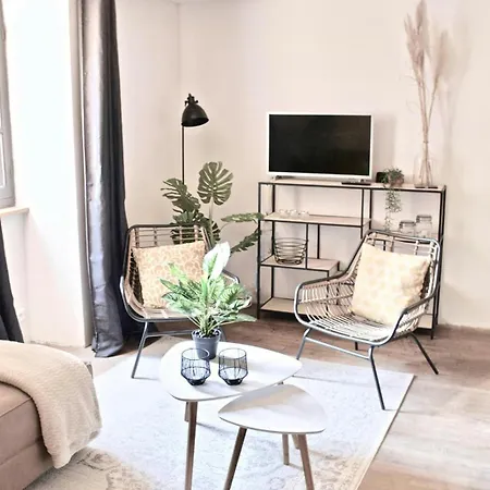 Feriehus In Cahors Wine Region Near Lot River