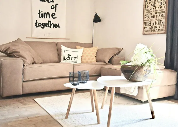 In Cahors Wine Region Near Lot River Tatil Evi